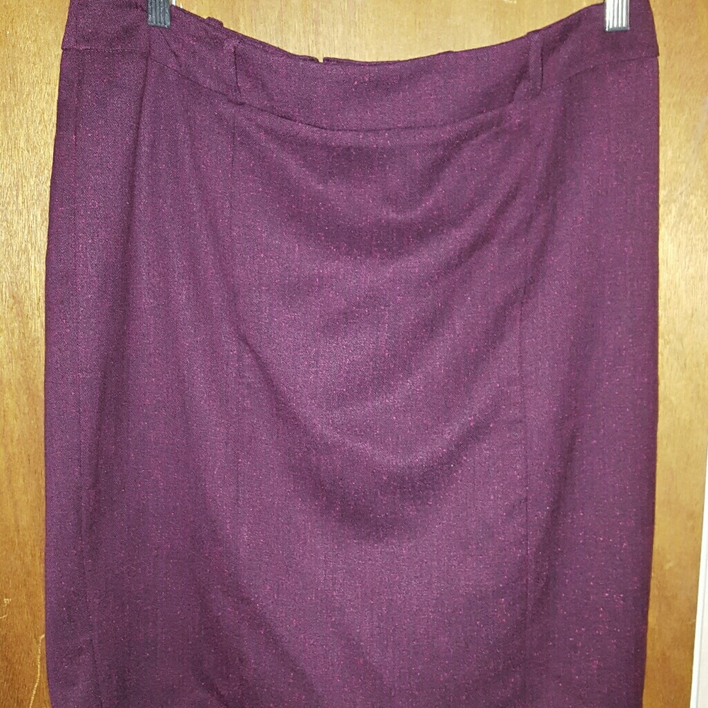 Twill pencil skirt